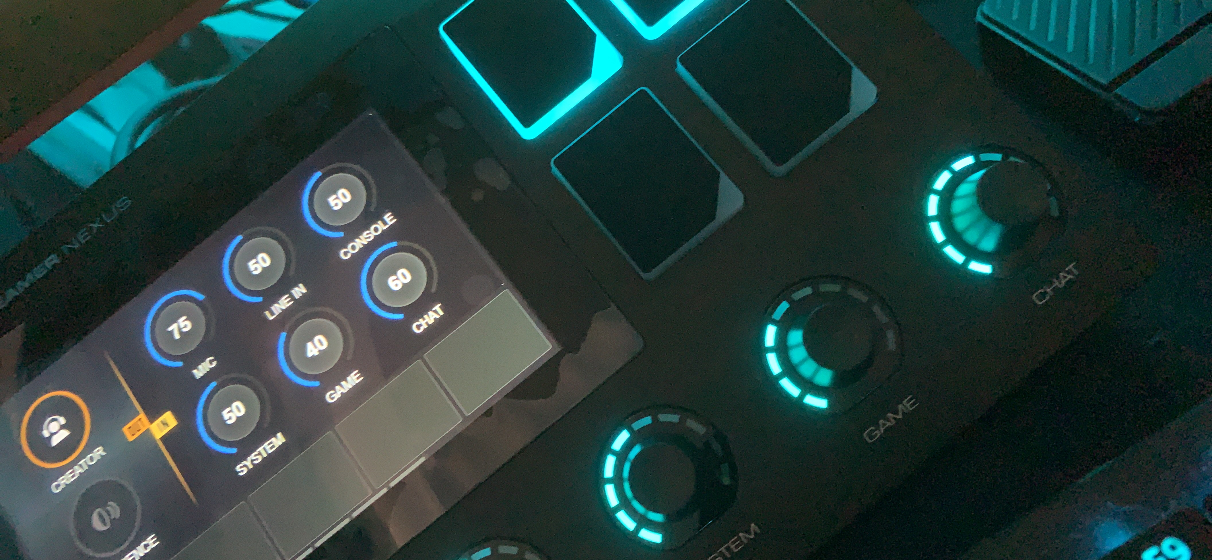 AVerMedia Live Streamer AX310 mixeur audio 6 voies tactile