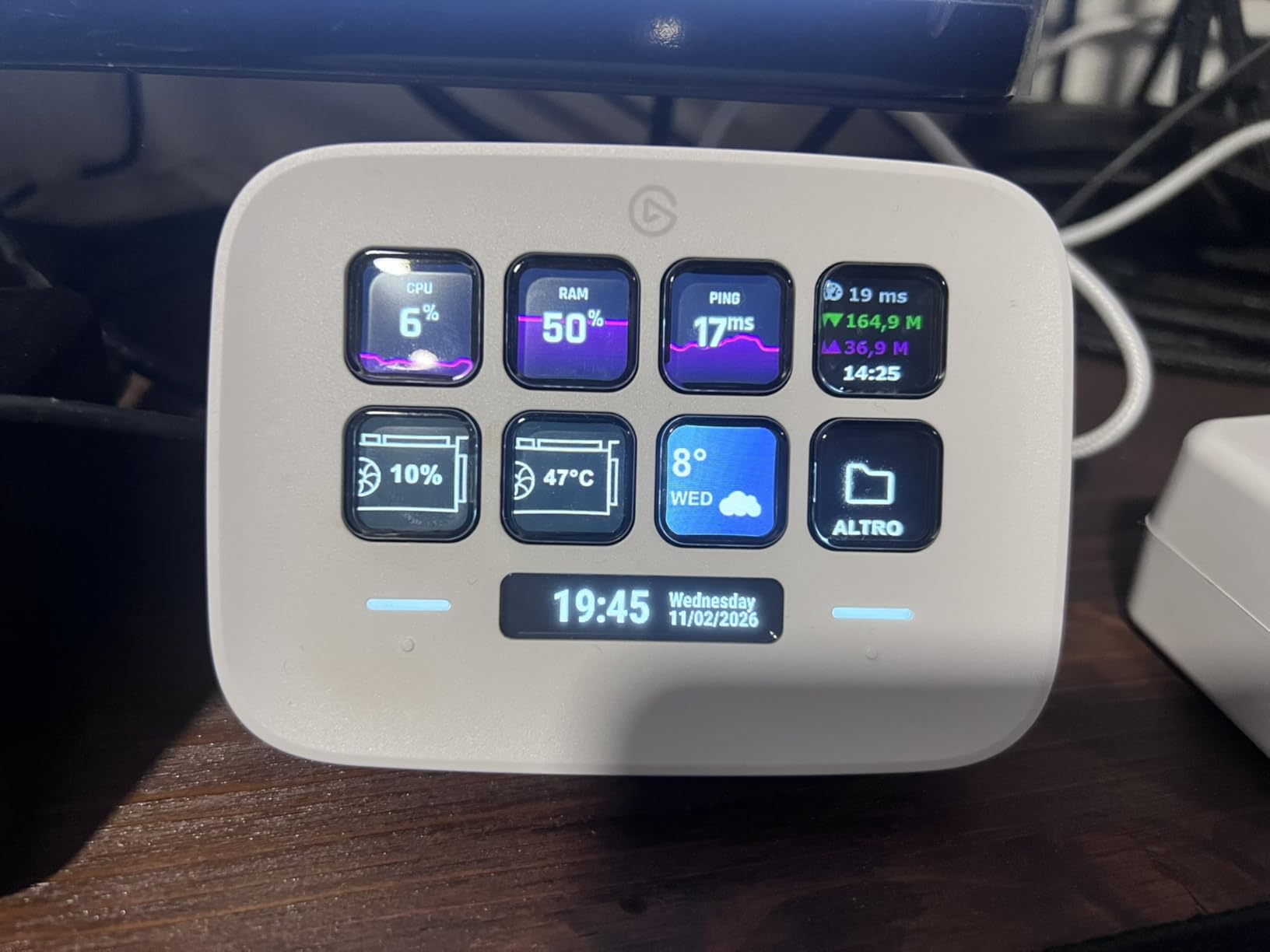 Elgato Stream Deck Neo contrôleur 8 touches USB