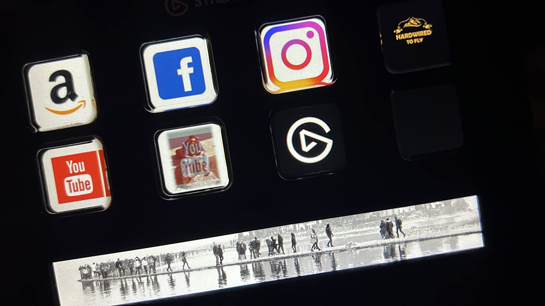 Elgato Stream Deck + console noir boutons rotatifs tactile