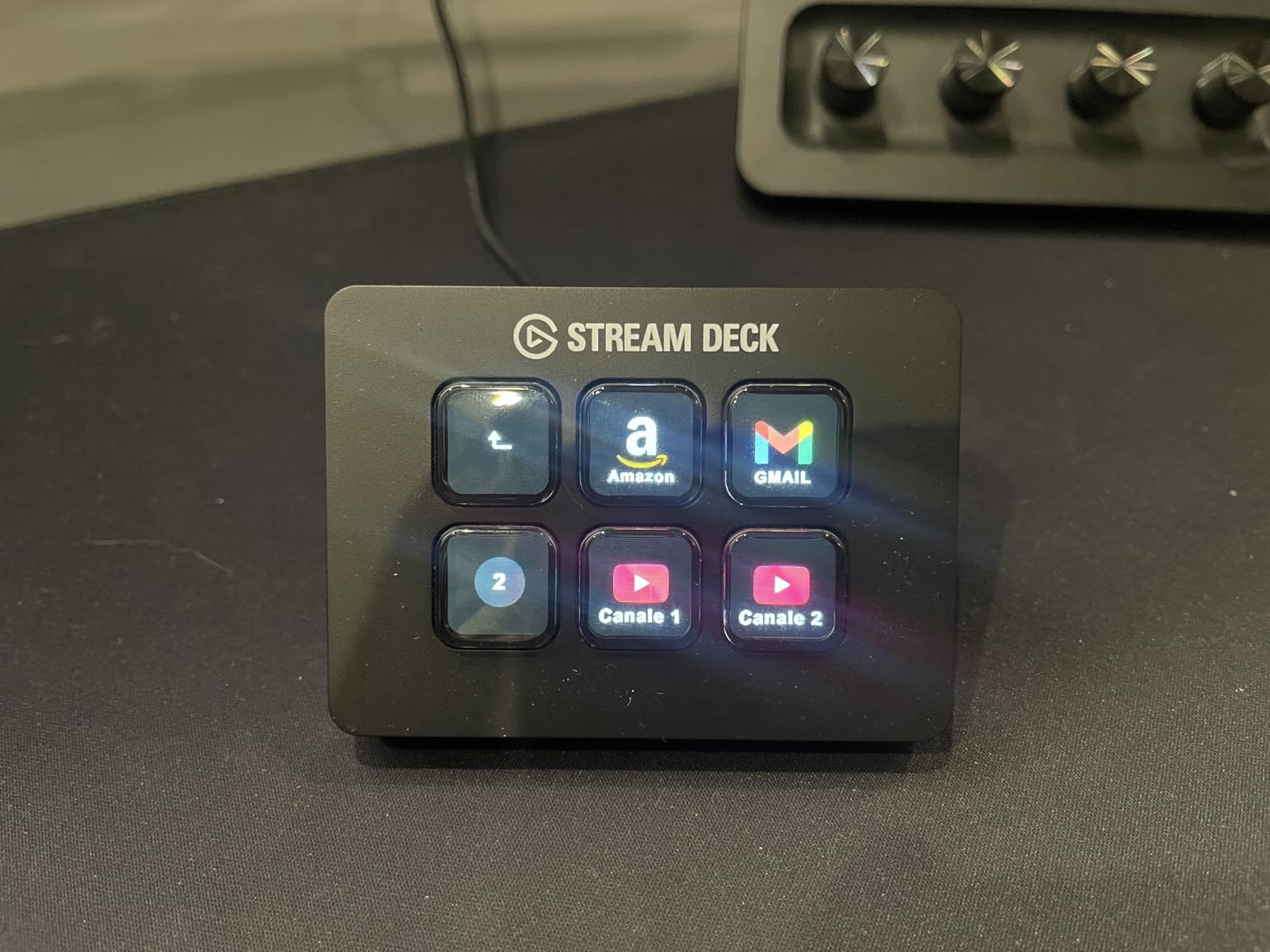 Elgato Stream Deck Mini console 6 touches LCD macros OBS